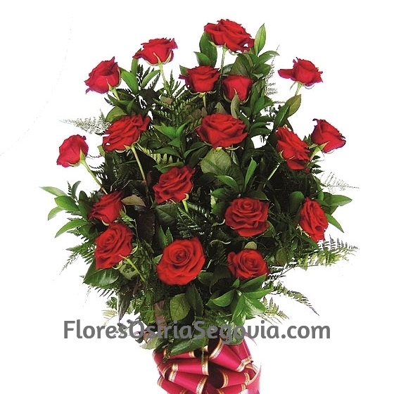 Ramo de rosas rojas